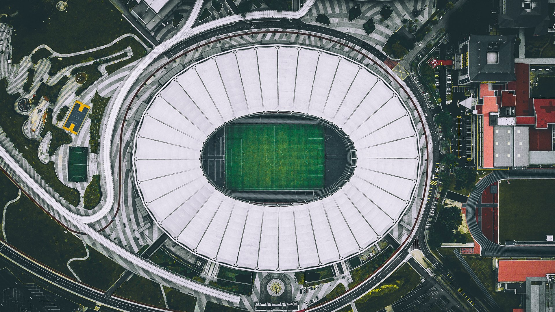 爱游戏娱乐平台-五大联赛是否建立以门将为第一组织者的战术思维，五大联赛开打