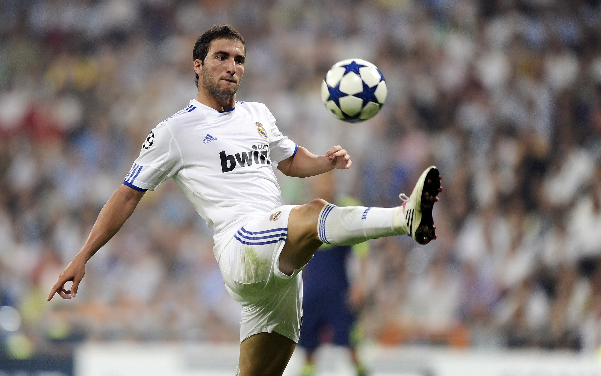 最新排名：争冠、欧战、降级区格局逐步明朗，欧战最新积分排行榜